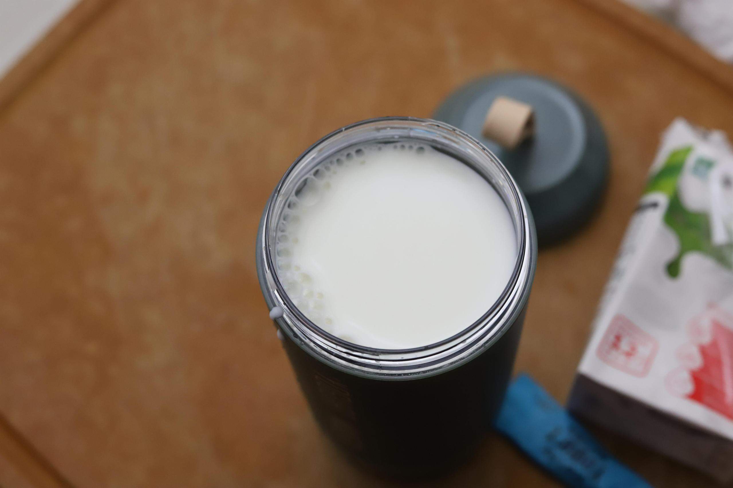 自制酸奶怎么做？简单三步搞定自制酸奶，凝固顺滑没颗粒 - 奇点